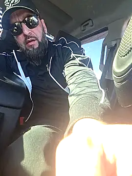 Beardedtattood webcam