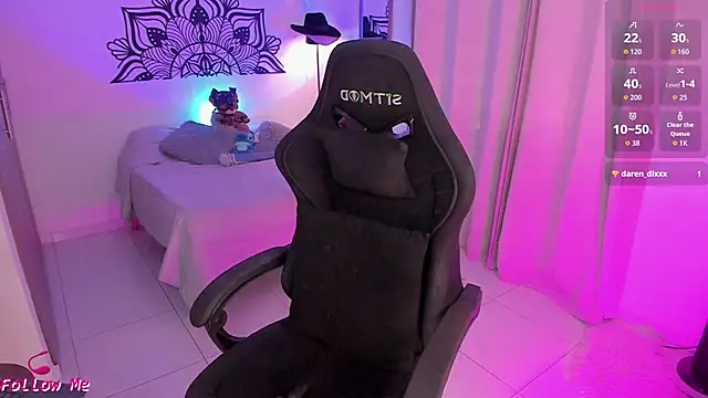 LouaneBourVip webcam