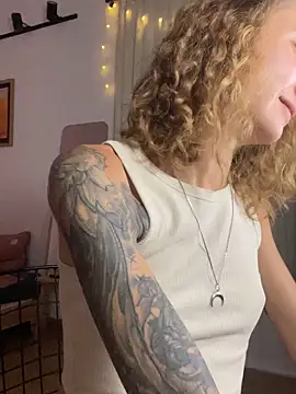 Webcam Model (__grace__)  is live.Free join now!