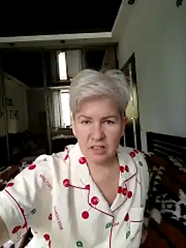 Webcam Model (AvaSwan5354)  is live.Free join now!