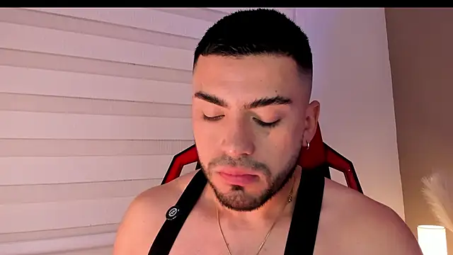 Alexander_Diazz webcam