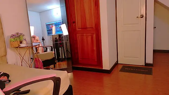 victoria_withmore - Victoria_withmore's free webcam - UK Sex Cams