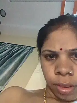 cute_shikaa (F young) - Squirt in public with face