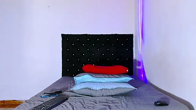 valen_colombian69 webcam