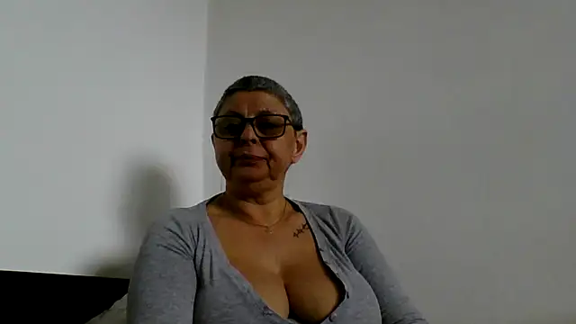 roseblak42 webcam