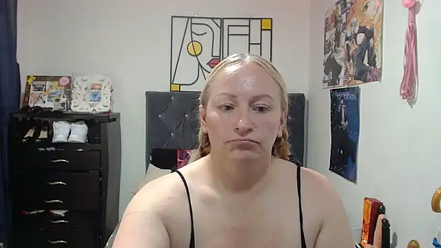 emperabigbootybigass webcam