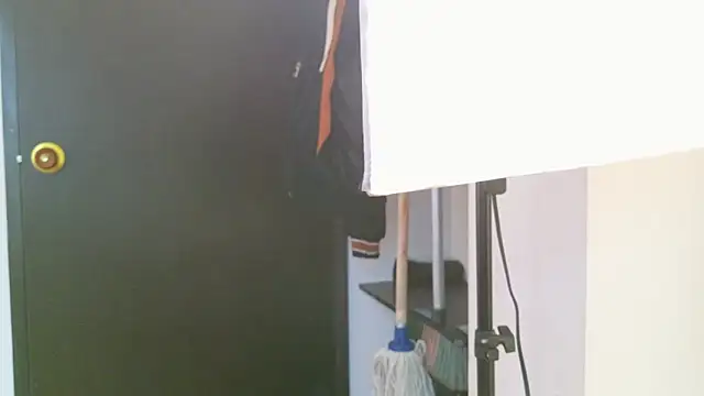 Michell_Monet webcam