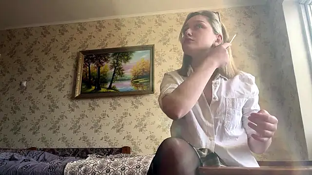 AlisiaStreitmatter webcam