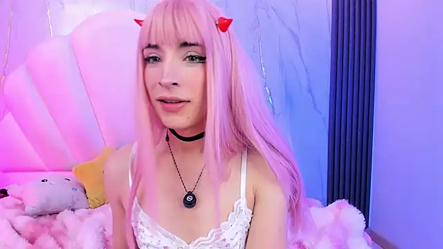 AliiceWonderland_ webcam