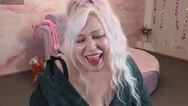 Penelope_Pinky webcam