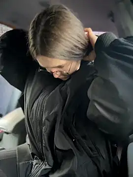 meow_girl (F young) - Who will tip 50tk get hot video !!