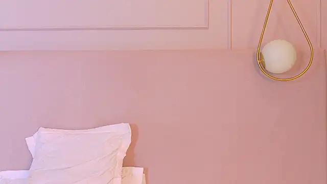 Darlyn_tenderhot__ webcam