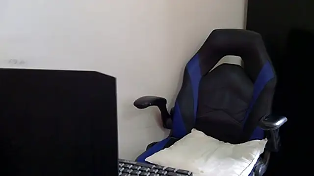 darkkras (Ask my age) - SEE ALL OF ME NAKEDD