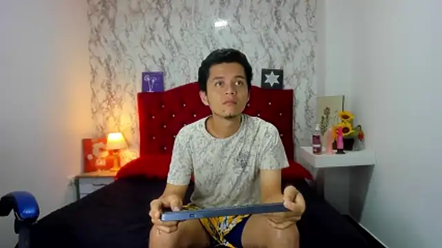 Alejandra_and_James_ webcam