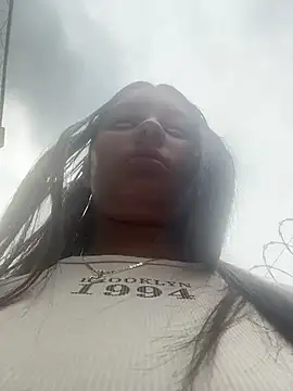 lucyfer-fire (F teen) - X4 slaps in the face👋🏻😳