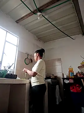 Bigassmommy_x webcam