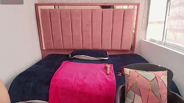 Barbara_fox__ webcam