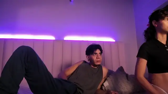 abrilandjulian webcam