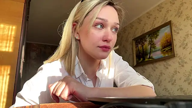 AlisiaStreitmatter webcam