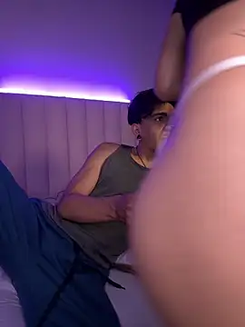 abrilandjulian webcam