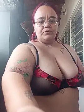 OneLustyBBW webcam