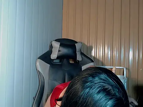 urcurlydiva - Urcurlydiva's free webcam - UK Sex Cams