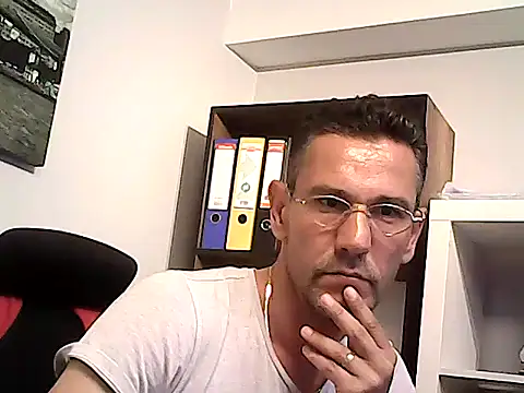 mastercharisma35 webcam