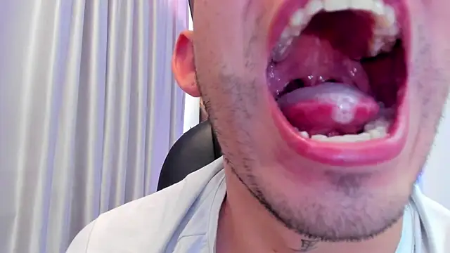 Tommas_Jhonson webcam