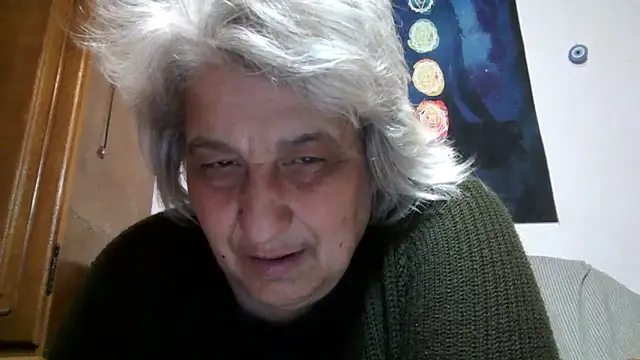 ExquisiteMature webcam