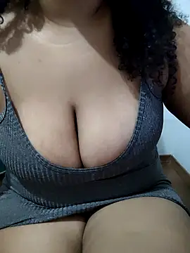 jadeamourim__ webcam