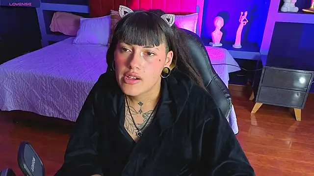 _sharlotte777 webcam