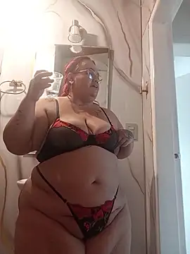 OneLustyBBW webcam