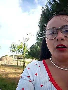 bellapaty - Bellapaty's free webcam - UK Sex Cams