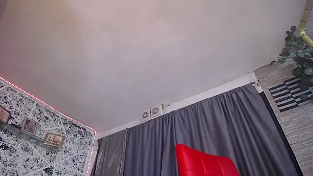 hornytsblonde webcam