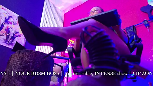 MistressSlut1 webcam