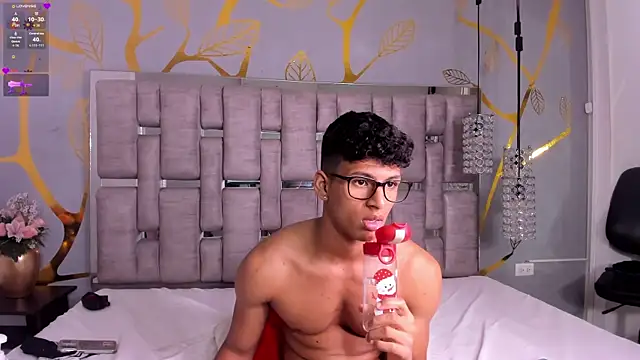 DomenicoRey's live cam