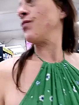 SquirtAssAddict Live Webcam on Stripchat