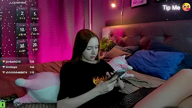 Lesi_Moonie01 webcam