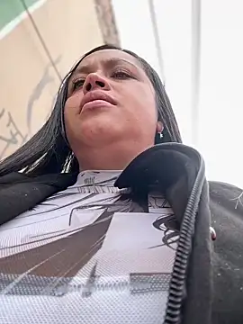 _Mia-Safety_Inspector webcam