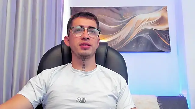 Tommas_Jhonson webcam