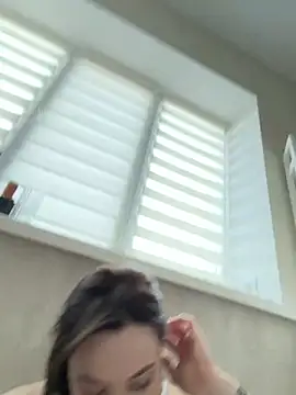 Camilla_Railian Stripchat cam model