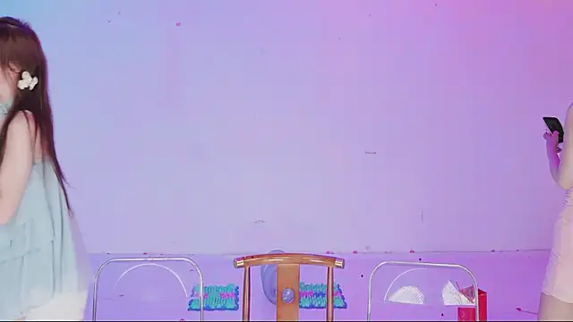 美女ZZ00033S在线直播