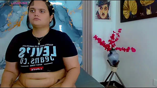 brunnette_hot webcam