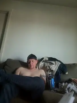 yourMasterisBored webcam