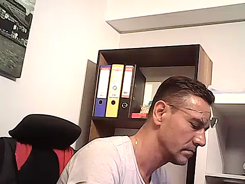 mastercharisma35 webcam