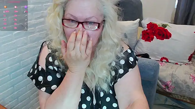 marina_yourangel - Marina_Yourangel's free webcam - UK Sex Cams