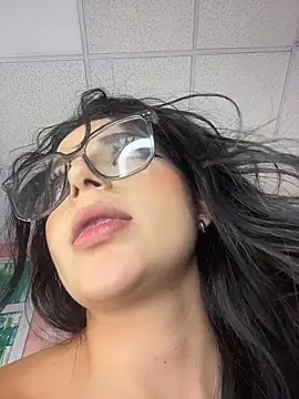 arieliciousxxx (F young) - RIDING DILDO