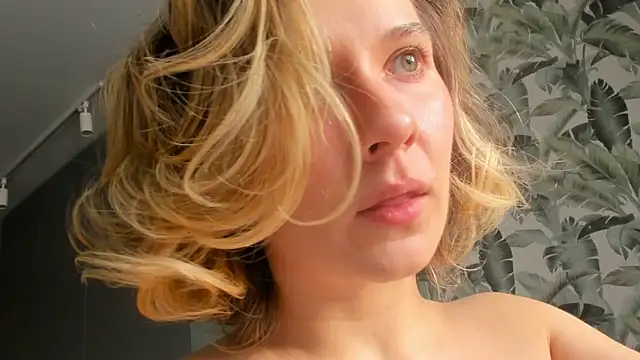 Lilith_lutherlow webcam