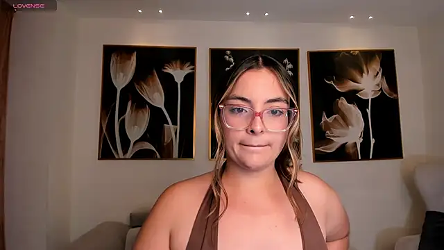 AllisonRogersX webcam