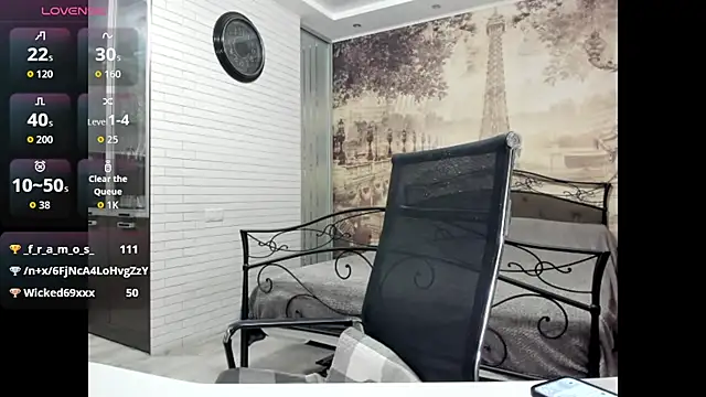 One_of_the_girls webcam